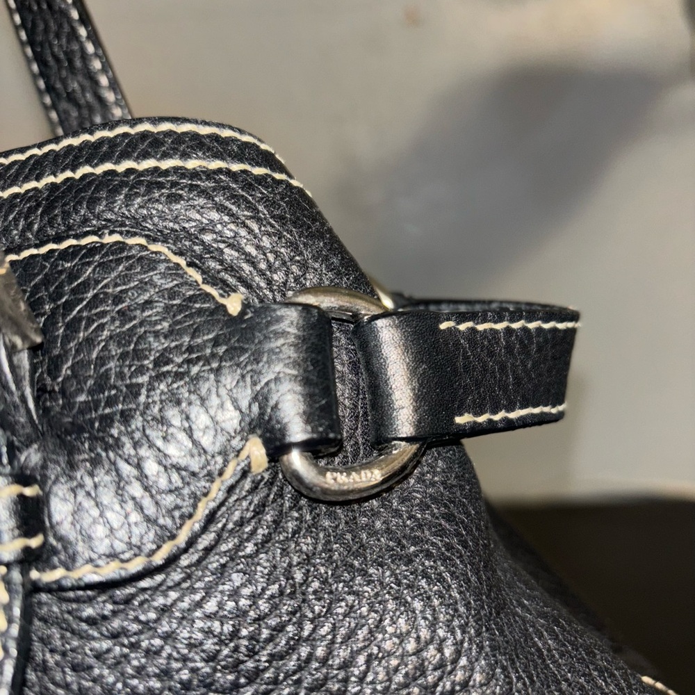 Prada Vitello Daino Black Shoulder Bag with Silver Hardware - Picture 3 of 8